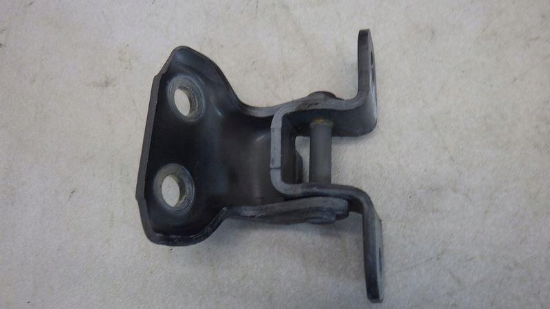 фото №4, Петля петли засов дверь левый перед toyota rav4 iii петли дверь rav4