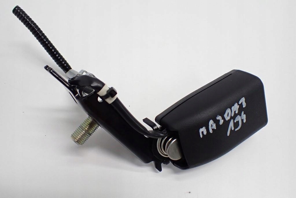 фото №2, Кліпса поперечина ременів лівий задня mazda3 iv bp 19r