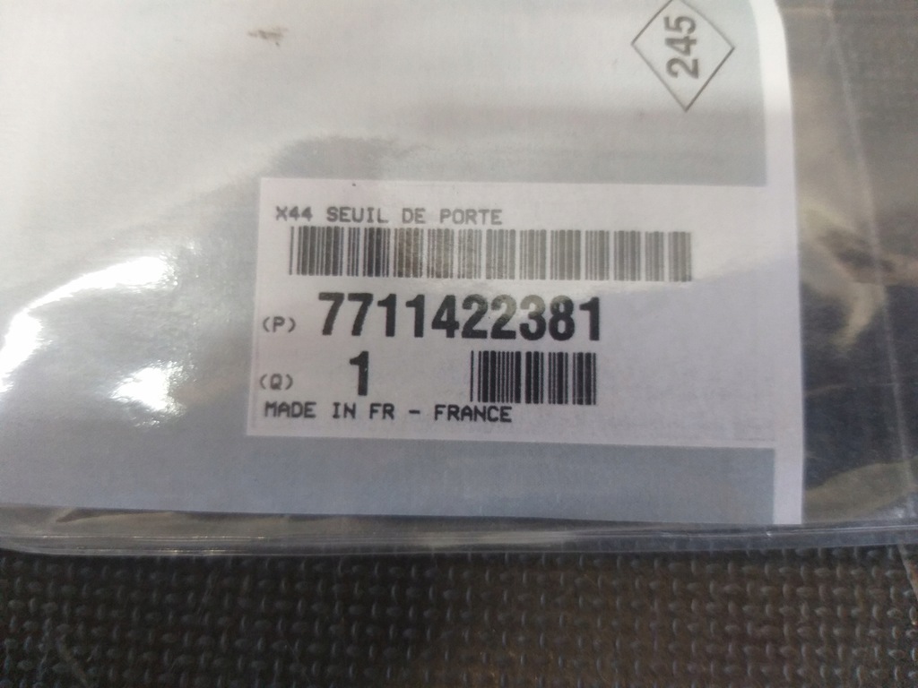 фото №2, Порог защита молдинг левый renault twingo ii 2