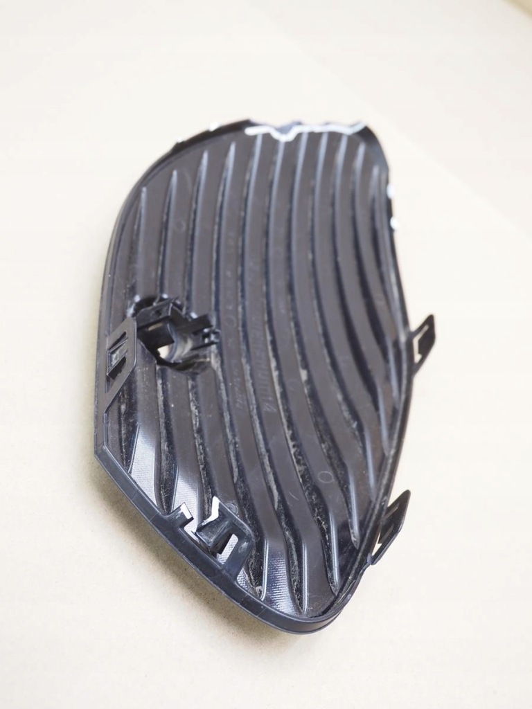 Решётка бампера перед правая mercedes eqe v295 2958854400 в Украине