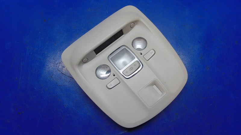 фото №1, Лампа внутрішня салон opel vivaro c jumpy expert iii proace