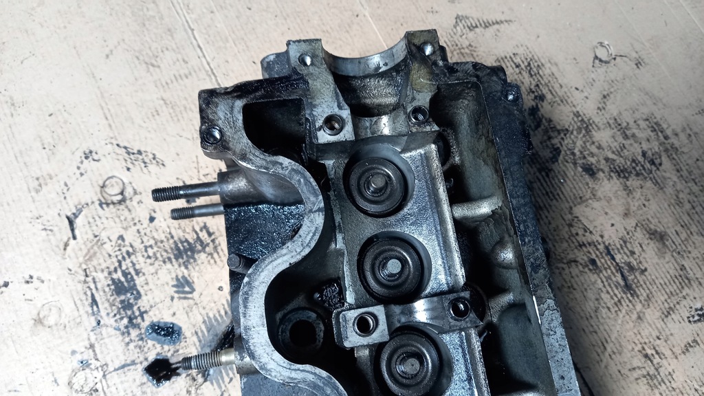 фото №9, Головка двигуна fiat stilo 1.9d 02r