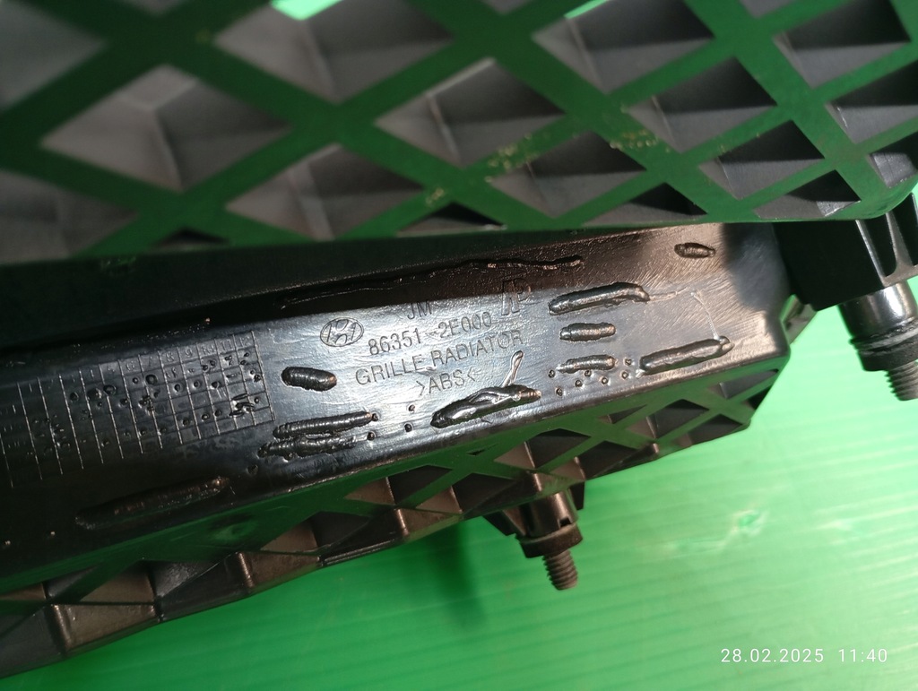 фото №12, Решётка радиатора решётка радиатора бампера hyundai tucson i 04-09 86351-2e000 идеальное состояние