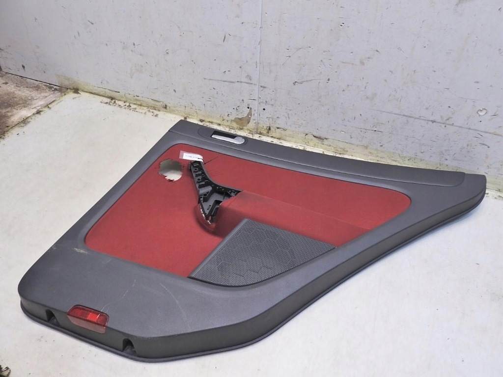 фото №8, Обивка дверь правый задняя vw golf v plus 5m0868074