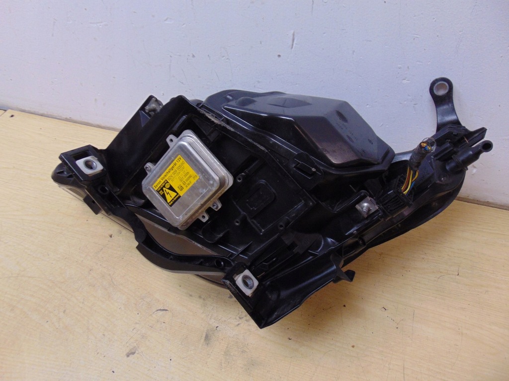 фото №14, Лампа права перед ксенон bmw e60 e61 lift bi ксенон 7177740 europa