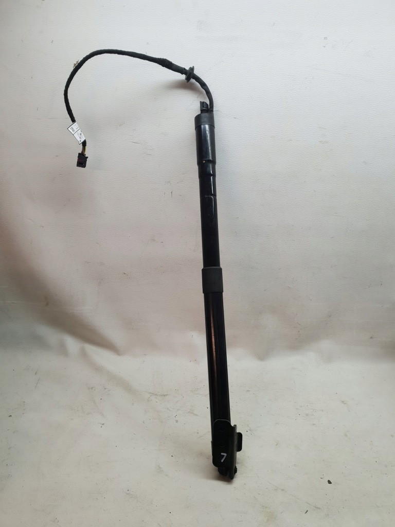 фото №8, Volvo xc60 08-17 привод амортизатор крышки багажника 31455987 левый правый