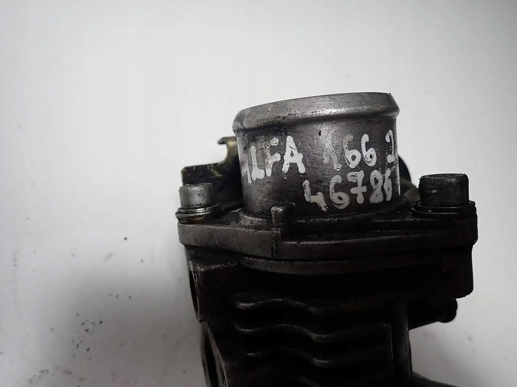 фото №8, Дроссельная заслонка alfa romeo 166 2.4jtd 46786330