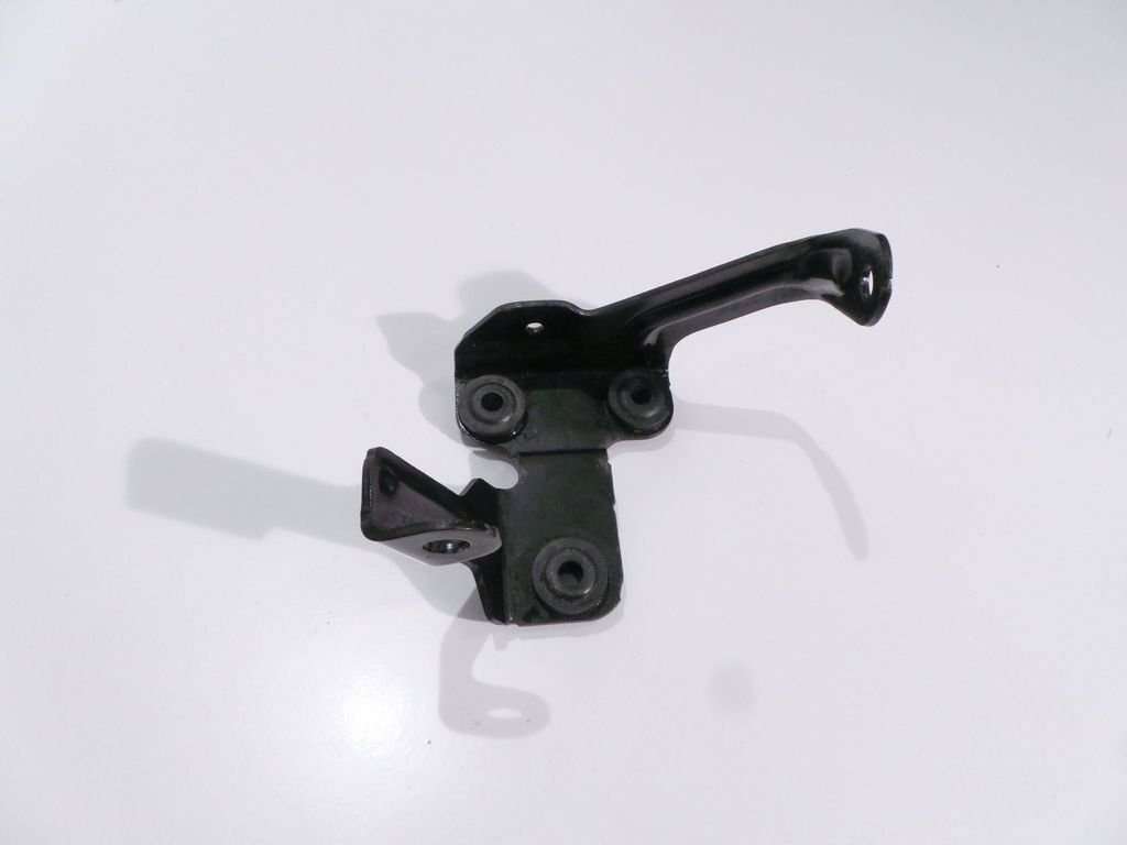 фото №1, Ford ka+ plus 2018 1.2 кронштейн кронштейн насоса abs