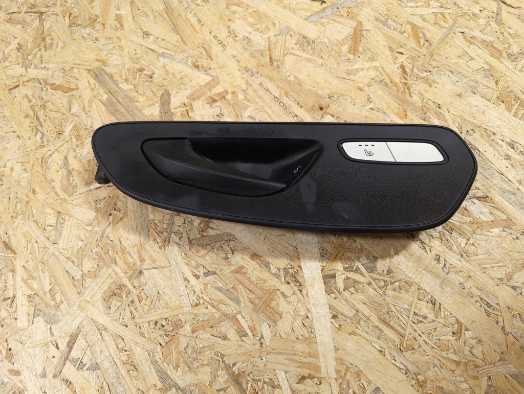 Купить Ручка внутренняя левая mercedes vito хром a4477277671