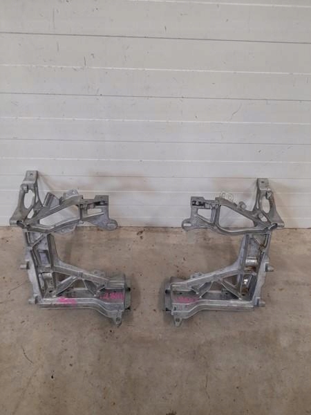 фото №8, Кронштейн поперечина лівий перед mercedes c-klasa w205