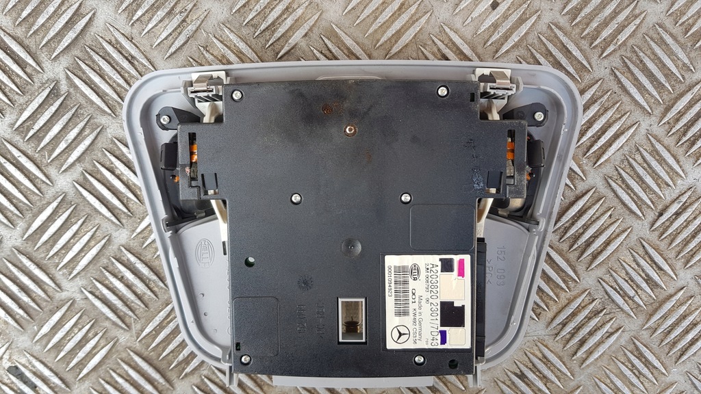 фото №10, Mercedes w203 лампа потолок освещение