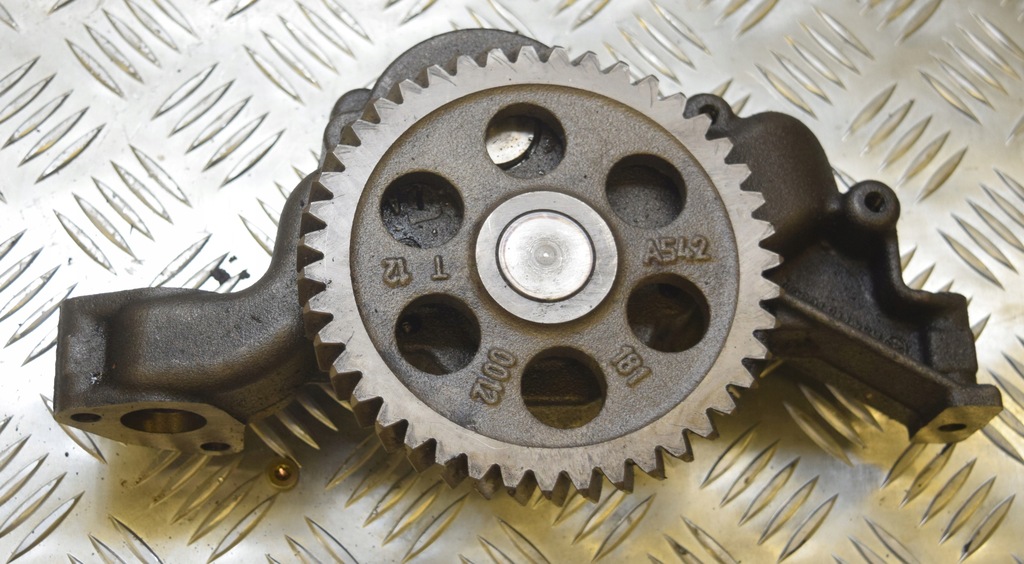 фото №1, Насос масла mercedes actros mp1