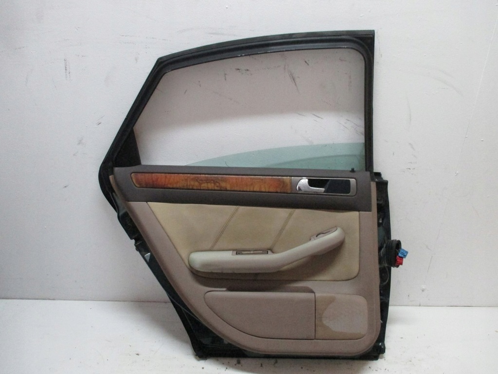 фото №4, Дверь левая задние audi a6 4b0