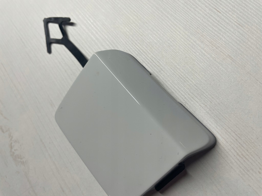 фото №3, Dacia sandero 3 iii хетчбек 2020- заглушка фаркоп перед оригінал