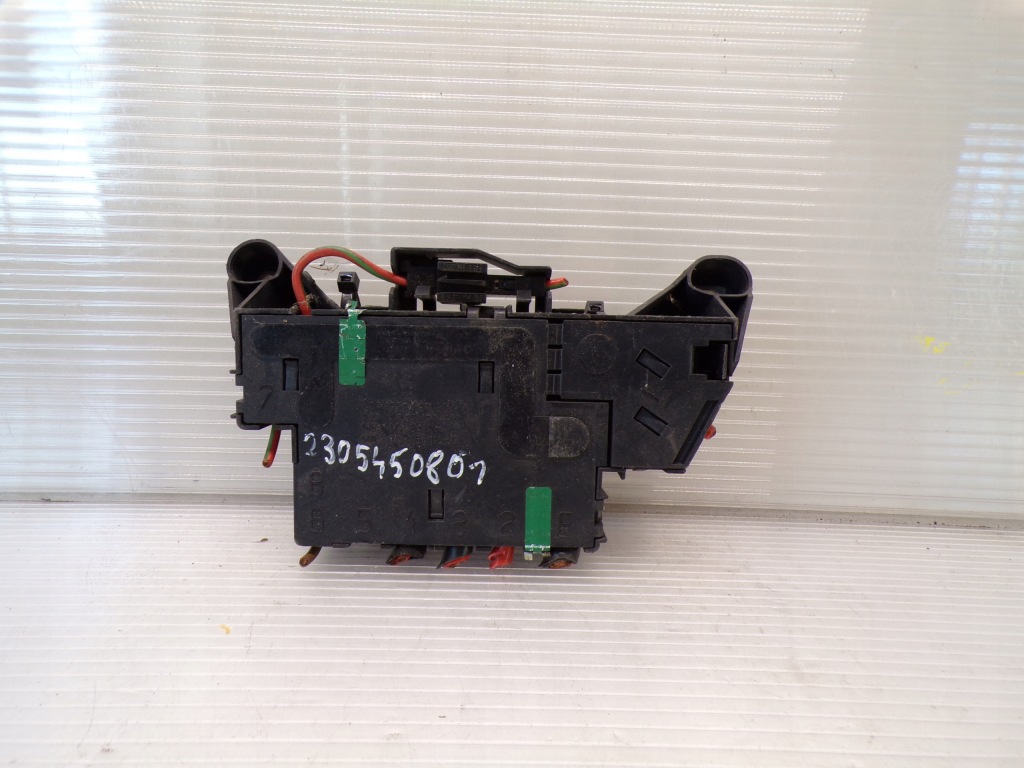 Купити Коробка запобіжників модуль mercedes sl r230 2305450801