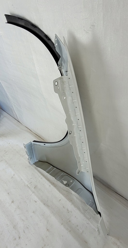 фото №12, Крила молдинг перед передній правий mercedes glc i x253 2015-