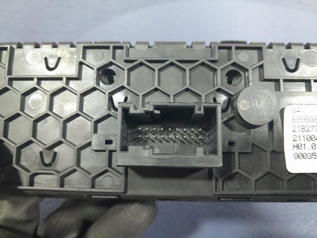 Bmw 7 g11 g12 lci переключатель кондиционера i обдув задний  6999386 b57d30b в Украине