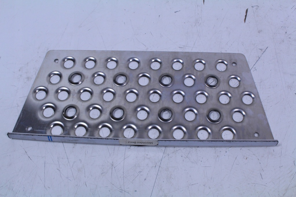 фото №1, Підніжка mercedes atego b67520246