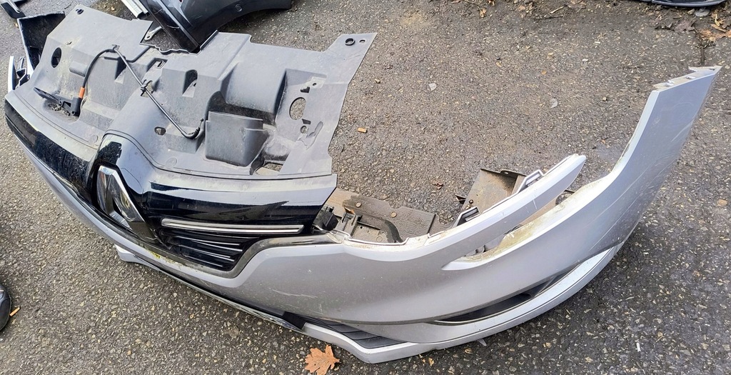 фото №11, Бампер kpl. 6xpdc датчики решітка решітка радіатора протитуманні фари джгут renault megane iv