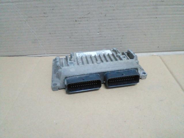 фото №1, Блок керування двигуна renault megane ii 8200647195 1.9