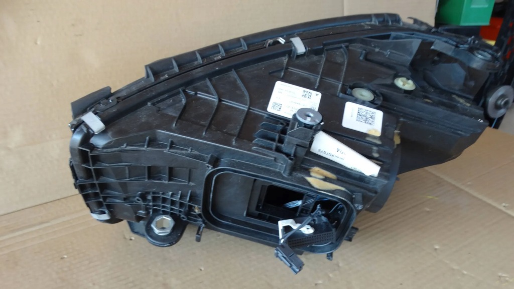 фото №7, Лампа правий перед a2069068204 mercedes c klasa w206 full led