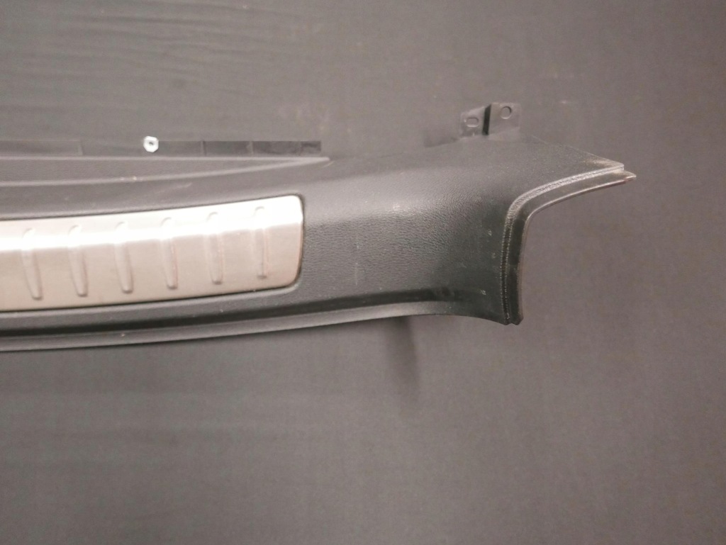 Bmw x6 f16 накладка корпус порог багажника 7314704 Доставка