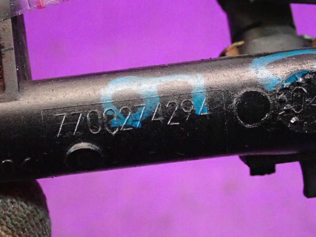 фото №11, Renault thalia i 02-06 1.4 75km молдинг впрыскная 7700274294