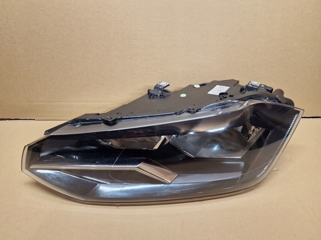 фото №1, Vw polo 2g лампа левая 2g1