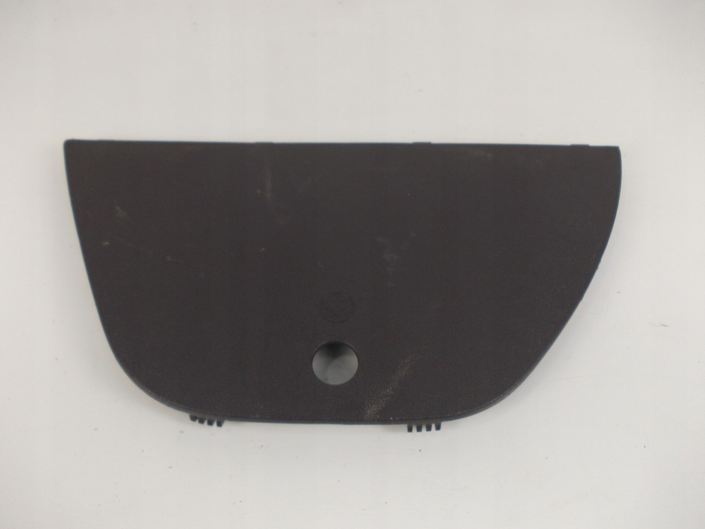 фото №1, Заглушка багажника corsa d 13230177