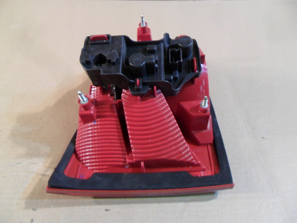 фото №10, Seat alhambra лампа задняя правая 7n5945094e