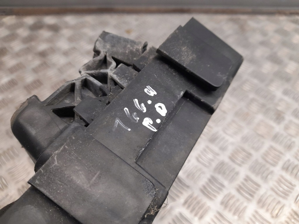 Mercedes-benz gl x166 2014 перед сторона права роз'єм важіль перемикання передач  перемикання передач Недорого