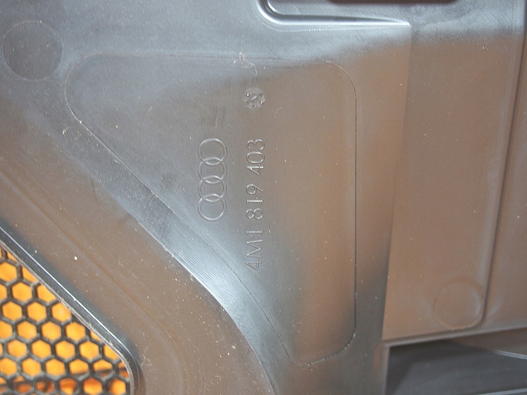 фото №9, Audi q7 4m жабо 4m1819403