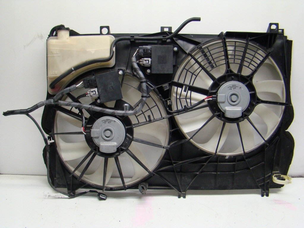 Купити Lexus rx450h rx iv 2015- вентилятор