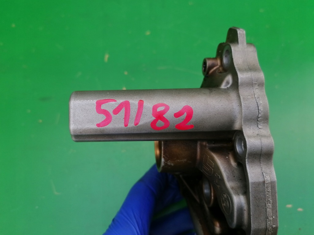 Корпус насоса оливи bmw e90 e92 325i n52b25 2.5 n52 Доставка