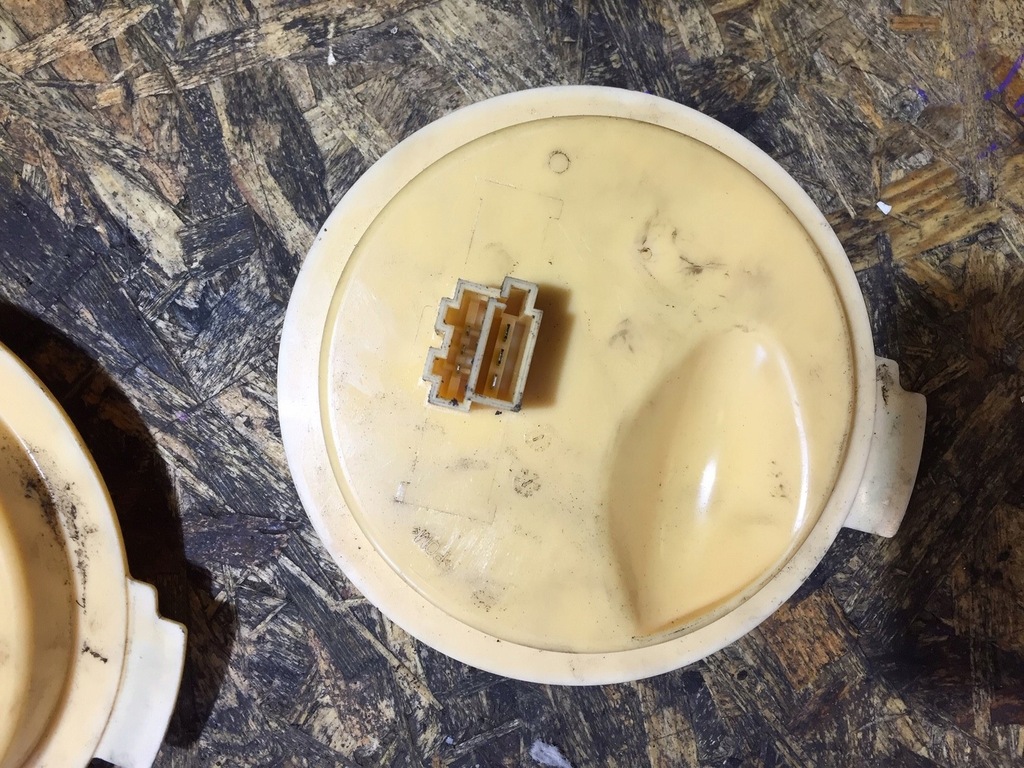 фото №9, A8 d4 фланець ущільнювальний насоса пального