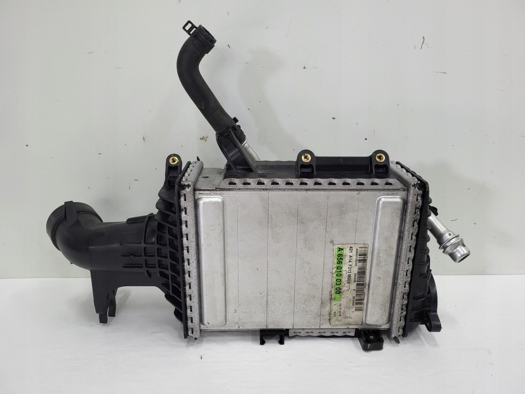 Купити Інтеркулер mercedes w 213 cls w257 a6560100300