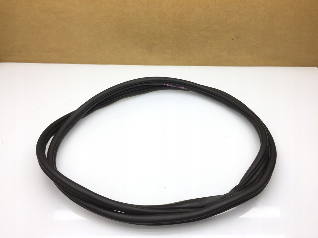 фото №1, Hyundai i30 ii прокладка кузовна ніша двері ліва задня задня