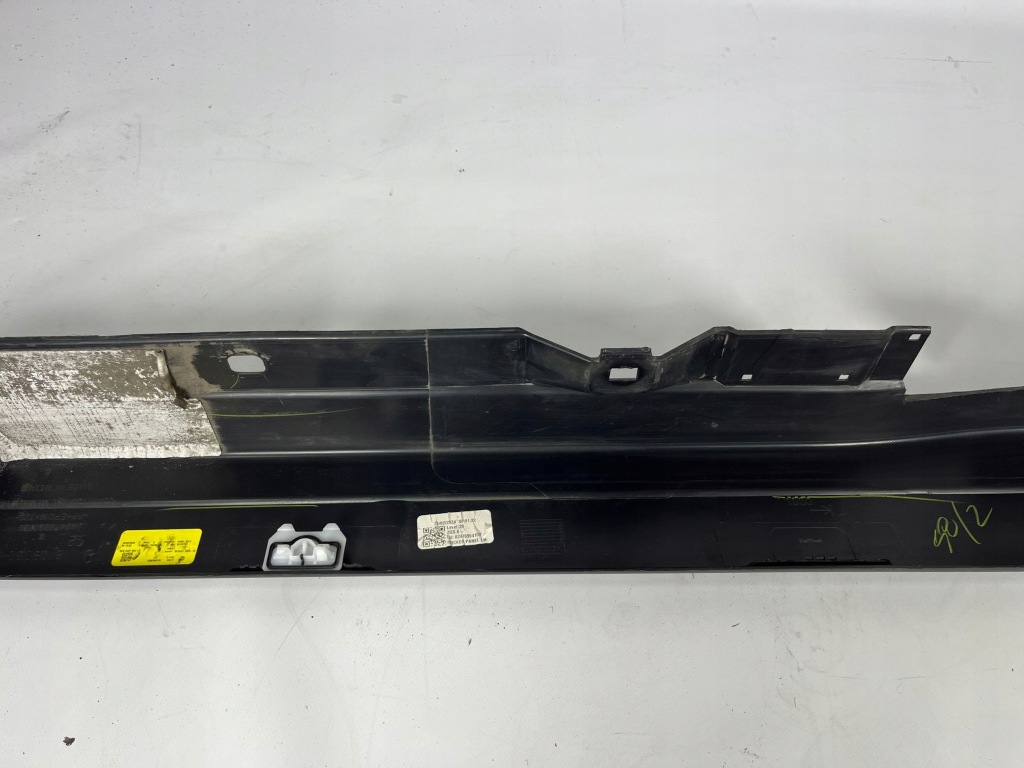 фото №12, Молдинг поріг ліва mercedes glb x247