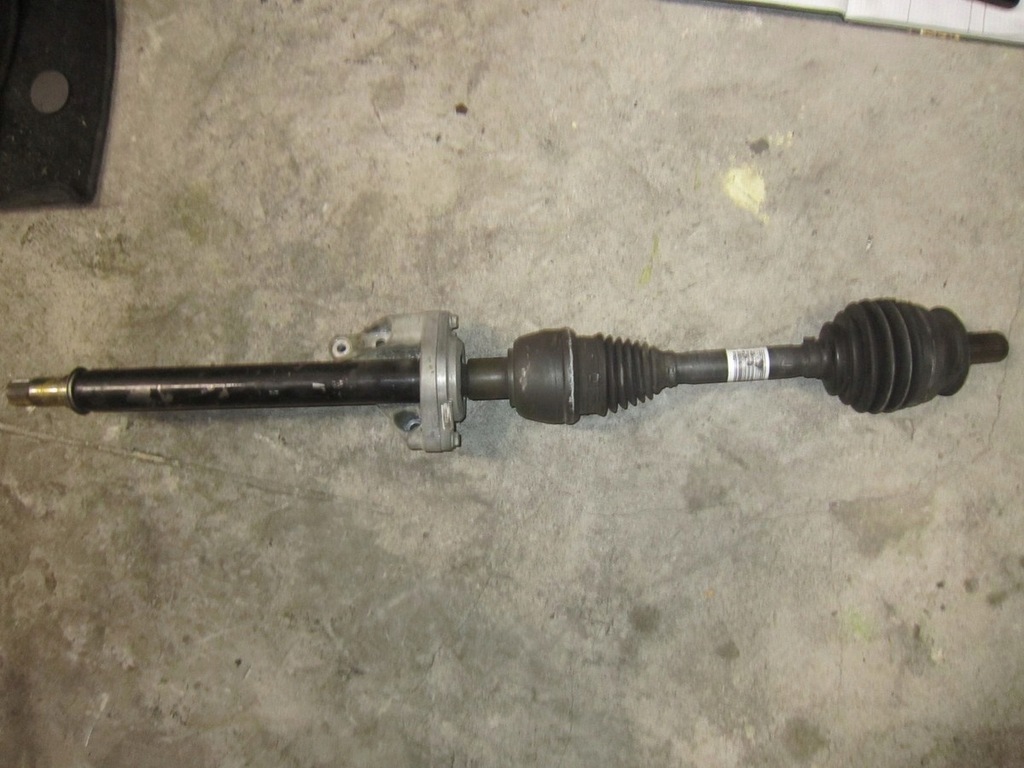 фото №1, Mercedes w246 b klasa 1.5cdi приводной вал правая длинная