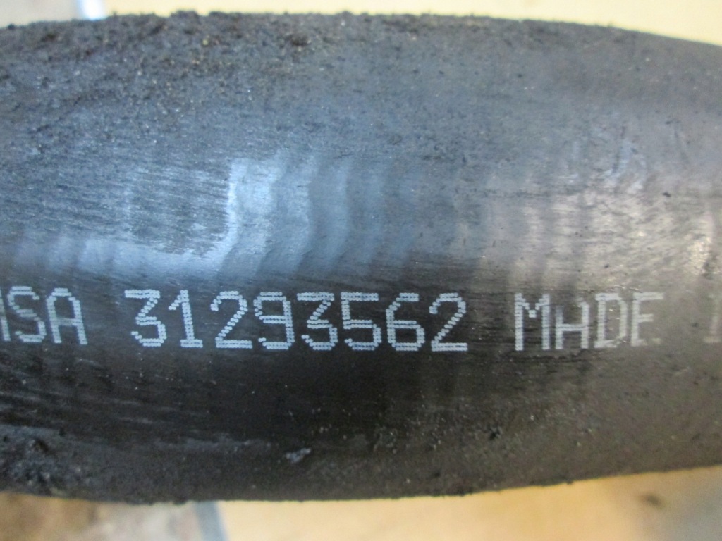 Volvo s60 2 v60 2.0 d3 шланг інтеркулер 2011 r Оригінал