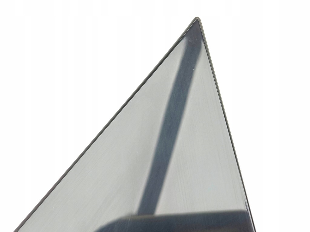 фото №12, Renault megane iv 2018 молдинг стекло боковой