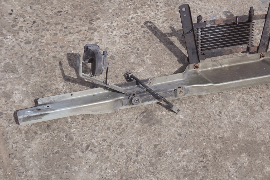 фото №9, Pas передній верхній підсилювач hummer h2