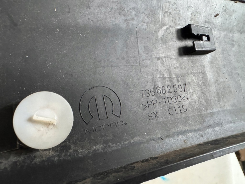 фото №7, Jeep renegade 14r - молдинг накладка крыла левая перед передняя 735682597