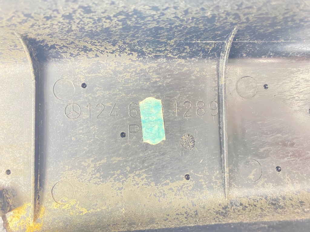 фото №8, Пластик защита стойка c багажника mercedes w124 kombi czarna 1246921289