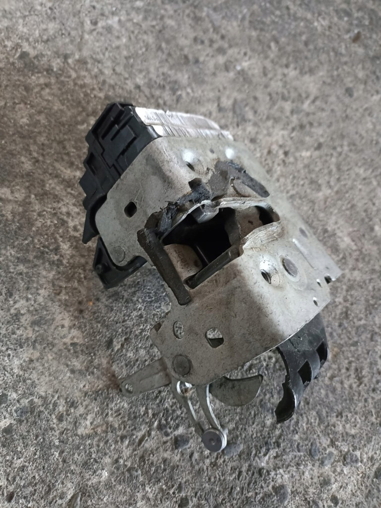 фото №1, Замок двері задніх правих jeep wrangler jl 18+ 68282960aa