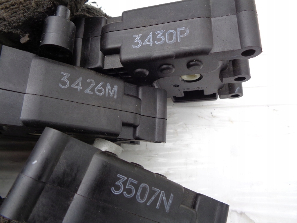 фото №5, Моторчик крышка обдув отопителя mazda 6 02-07r