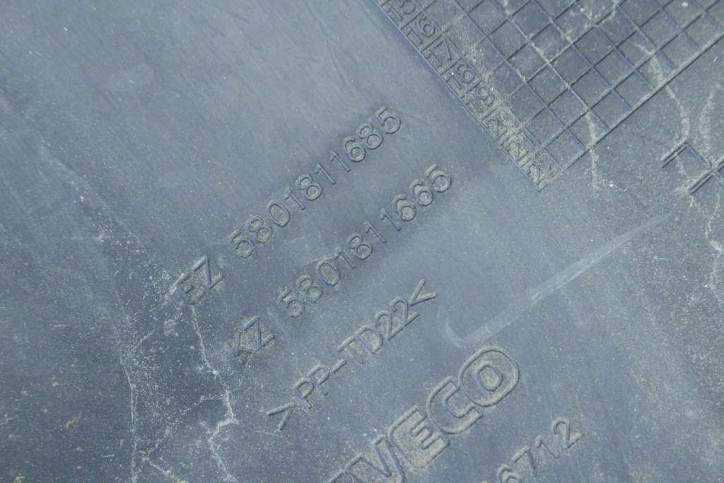 Молдинг правий bok 5801811685 iveco daily iv 17r. Київ