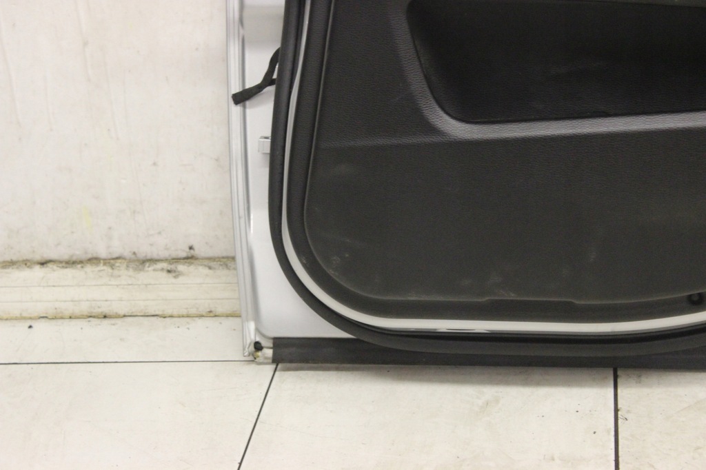 фото №10, Bmw 5 e61 03r- двері праве задні правий задня 354