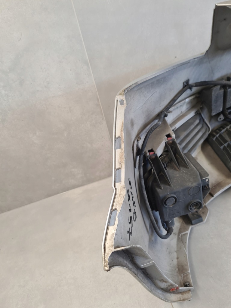 Комплектний  бампер передній перед opel zafira 2 b z157 оригінал Зі Шроту