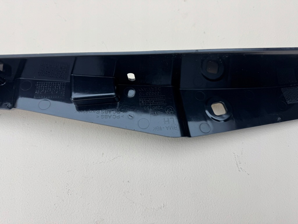 фото №12, Bmw i3 l01 13r- напрямна бампера крила лівий задня 51137296755